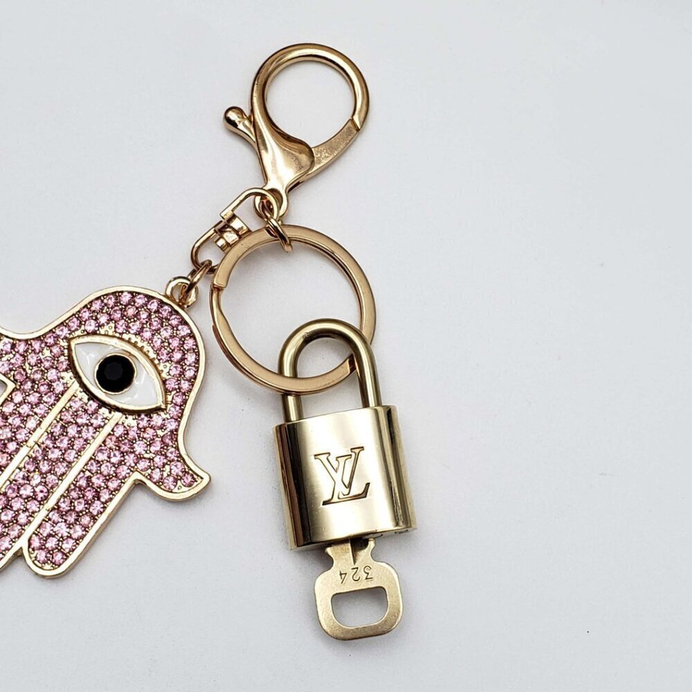 LV Gold Padlock & Key 🔒 Authentic Louis Vuitton Bag Unbranded Evil Eye Charm - Picture 5 of 6